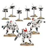 Warhammer 40,000 - T'au Empire XV8 Crisis Battlesuit Team